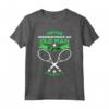 Maglietta da Tennis con Scritta 'Never Underestimate An Old Man Playing Padel' - Ideale per Regalo di Design per Giocatori di Padel e Amanti del Tennis - Compleanno, Natale e Vacanze