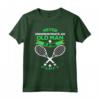 Maglietta da Tennis con Scritta 'Never Underestimate An Old Man Playing Padel' - Ideale per Regalo di Design per Giocatori di Padel e Amanti del Tennis - Compleanno, Natale e Vacanze