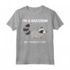 I'm a Raccoon in a Human Costume Funny Maglietta - Cute Cartoon Graphic Tee for Raccoon Fans - Great Gift for Animal Lovers