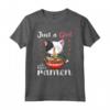 Kawaii Neko Just A Girl Who Loves Cats And Ramen Maglietta - Cute Anime Lover T-shirt for Women and Girls - Perfect for Otaku and Cosplay Fans