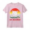 Confused Cat Dinner Table Ok Boomer Funny Meme Lover Gift Maglietta - Trendy Cat Lover Apparel for Men, Women, Kids, and Teens