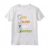 Eat Sleep Anime Repeat - Divertente Maglietta Giapponese Manga per Otaku e Appassionati di Anime - Abbigliamento Kawaii per Uomo, Donna e Bambini