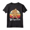 Gasquatch Divertente Bigfoot che Scorreggia - Gassy Sasquatch Maglietta per Amanti del Bigfoot e degli Scherzi