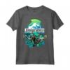 Jurassic World Blue Green Jungle Velociraptor Attack Maglietta - Officially Licensed Apparel for Fans