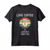 Amo bere caffè e artigianato in pelle - Maglietta unisex per Uomini e Donne - Ideale per Compleanni, Natale e Feste di Famiglia