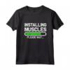 Installing Muscles - Loading - Please Wait...Fitness Maglietta per Amanti del Sollevamento Pesi e del Fitness - Regalo Ideale per gli Appassionati di Allenamento