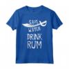 Bevitore di Rum - Risparmia Acqua Drink Rum Pirates Maglietta - Regalo Unico per Amanti dei Pirati e del Rum