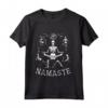 Divertente Namaste Yoga Halloween Shirt Meditando Yoga Maglia a Manica - Vestito da Yoga con Scheletri per Halloween 2021
