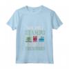 Donna Treasures Stamp Collector Maglietta con Collo a V - Abbigliamento Tematico per Collezionisti di Francobolli - Aggiungi Stile alla Tua Passione