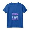 Donna Secondo Me è Come Dico Io - Divertente e Simpatica Frase Maglietta con Collo a V - Regalo Ideale per Donne, Uomini e Insegnanti