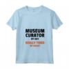 Donna Divertente Museo Curatore Stanco di Notte - Maglietta Regalo per Amanti dei Musei - Ideale per Giornata Internazionale dei Musei