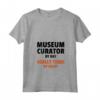 Donna Divertente Museo Curatore Stanco di Notte - Maglietta Regalo per Amanti dei Musei - Ideale per Giornata Internazionale dei Musei