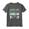 HapTiger Gaming Gamer Online Maglietta - I Don't age, I just level up - Regalo per giocatori online - Ideale per Compleanno o Natale