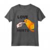 L'amore fa male il sole, il Pappagallo Conure, il pappagallo - Maglietta Divertente per Amanti dei Pappagalli e Veterinari Aviari - Regalo per San Valentino
