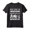 Non Sono un Dipendente dall'Alcol - Sono il Titolare - Maglietta Divertente per Compleanni e Festività - Idee Regalo Originali
