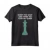 Funny Chess Player Game Tshirt For Men - Queen Saying Gift Maglietta - Unique Chess Lover Apparel for Adults and Teens