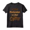 Coffee Lovers Half Merchandiser Half Coffee - Maglietta Leggera per Veri Amanti del Caffè - Acquista Online