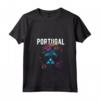 Donna Portogallo Gatto con Occhiali da Sole e Fiori Design Maglietta Collo a V - Souvenir Colorato per Viaggiatori e Amanti del Portogallo - Perfetto per Regali o Ricordi di Viaggio