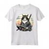 Gatto Ninja Giapponese Kawaii Ragamuffin Samurai Maglietta - Design Unico per Amanti dei Gatti e della Cultura Giapponese