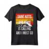 Saint Kitts e Nevis Is Calling And I Must Go - Maglietta Vintage al Tramonto di Montagna per Veri Amanti di Saint Kitts e Nevis