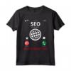 L'ottimizzazione dei motori di ricerca sta chiamando - SEO Expert Maglietta - Divertente Design per Appassionati di SEO - Acquista Online
