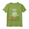 L'ottimizzazione dei motori di ricerca sta chiamando - SEO Expert Maglietta - Divertente Design per Appassionati di SEO - Acquista Online