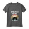 Donna Tappezziere Di Giorno, Gaming Addict Di Notte - Maglietta con Collo a V Vintage per Videogiocatori - Regalo Unico per Tappezzieri